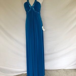 Hailey Logan for Adriana Papell prom dress